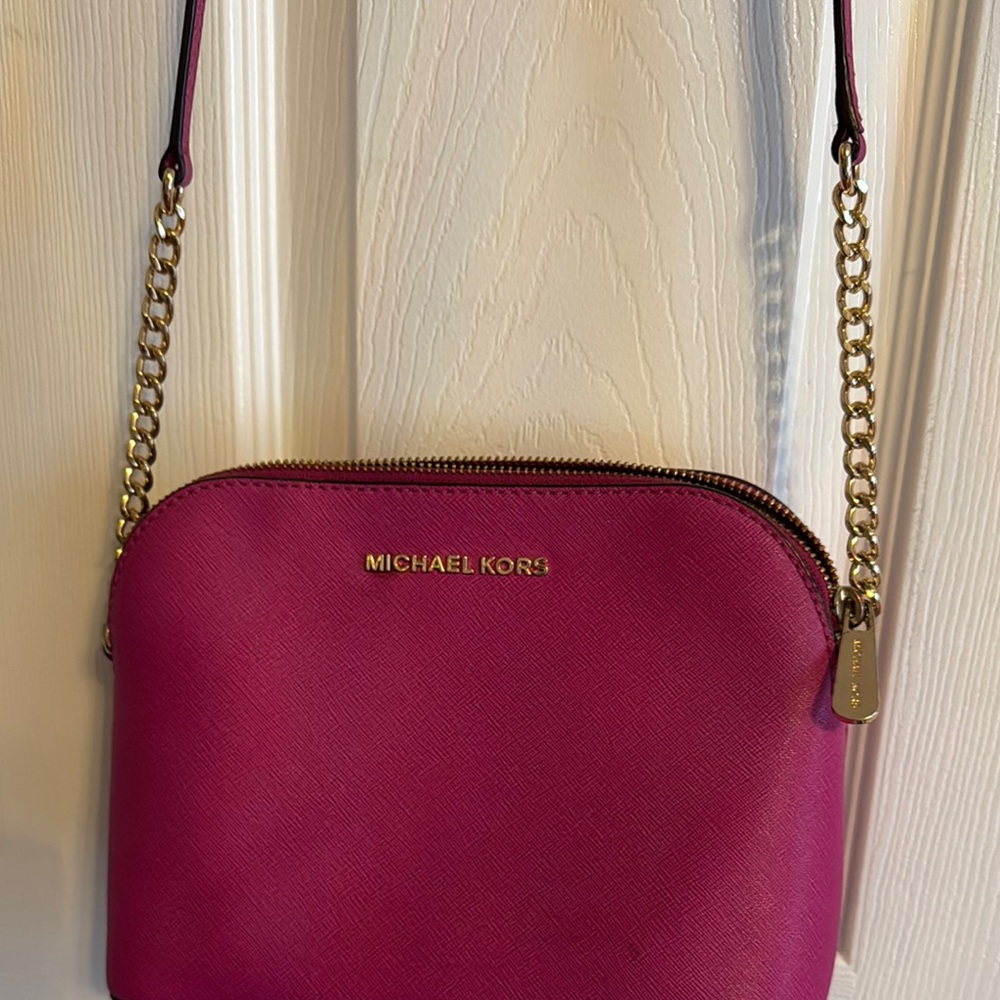 MICHAEL Michael Kors Pink Crossbody Bag with Gold Chain